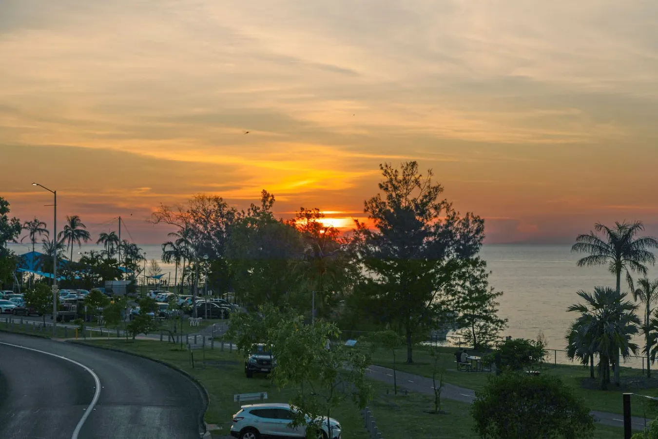 Nightcliff Foreshore: Seaview ~ Pool ~ Workspace 12