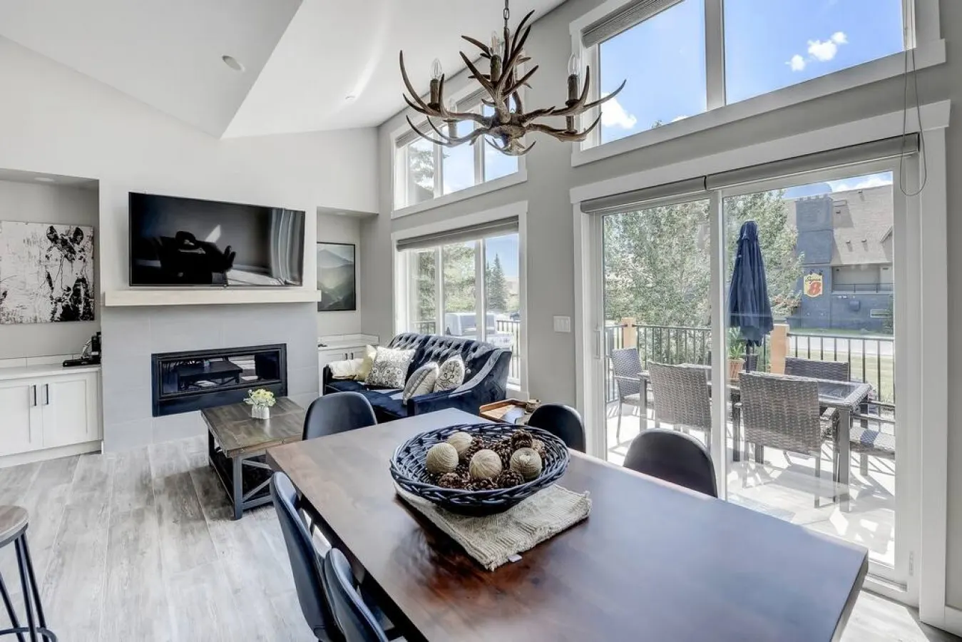 Brand NEW! Executive Mountain Home W/Stunning Views 5