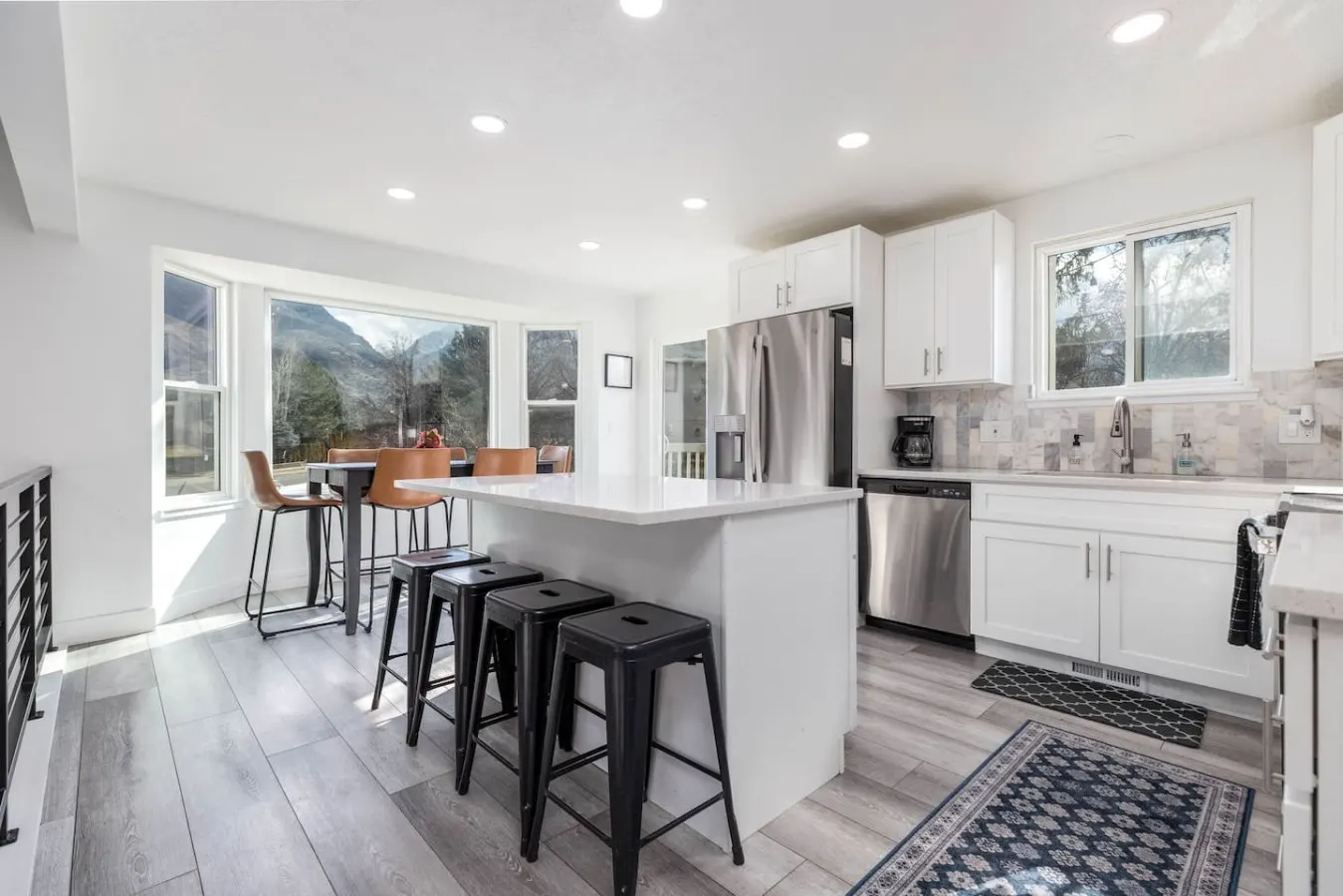 Cottonwood Basecamp-Game Room, 6TVs, Near Canyons! — photo 3