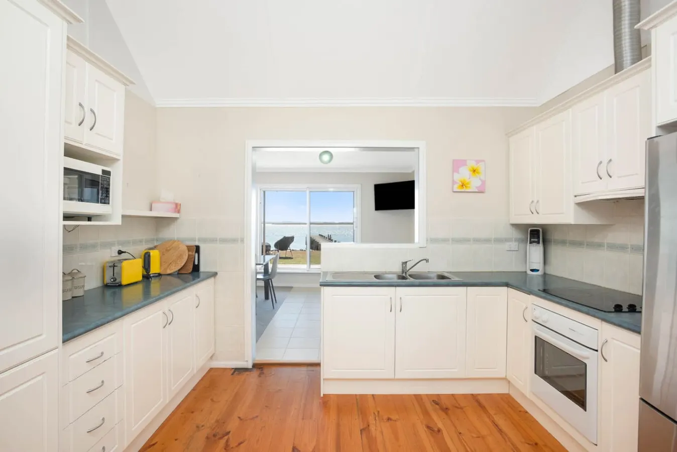 Mundoo Waters—Tranquil Waterfront Haven with Jetty 10