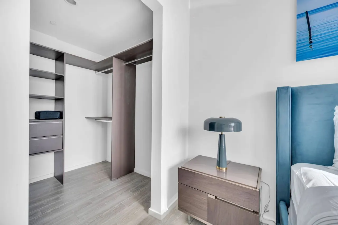 Stunning High Floor 3 Bedrooms Unit Downtown Miami 16