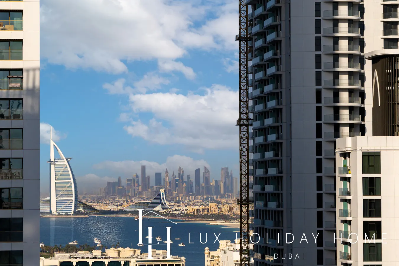 LUX The Beach Isle View Suite 2 11