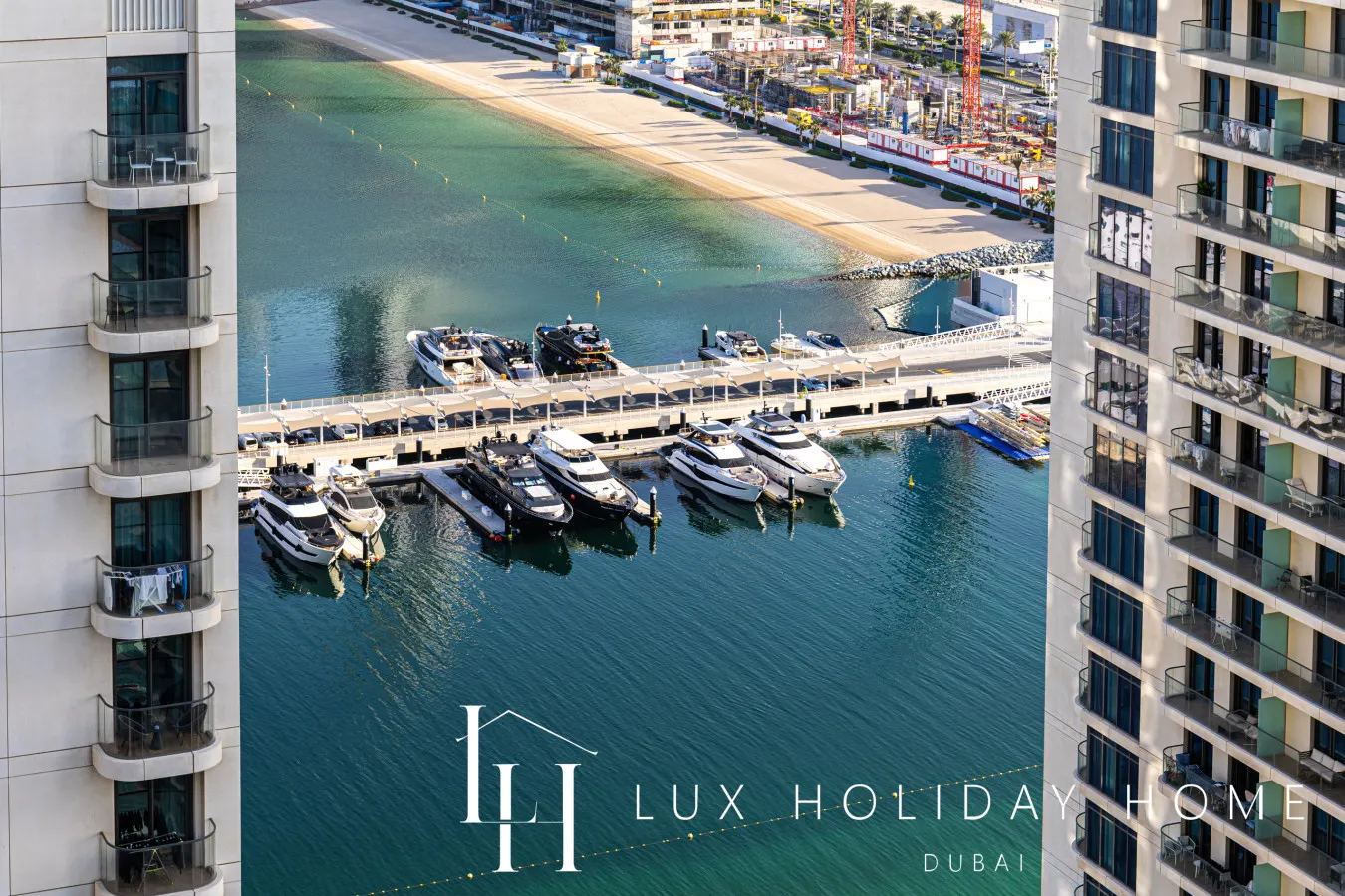 LUX The Beach Isle View Suite 2 12