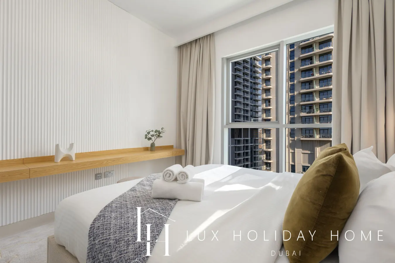 LUX The Beach Isle View Suite 2 18