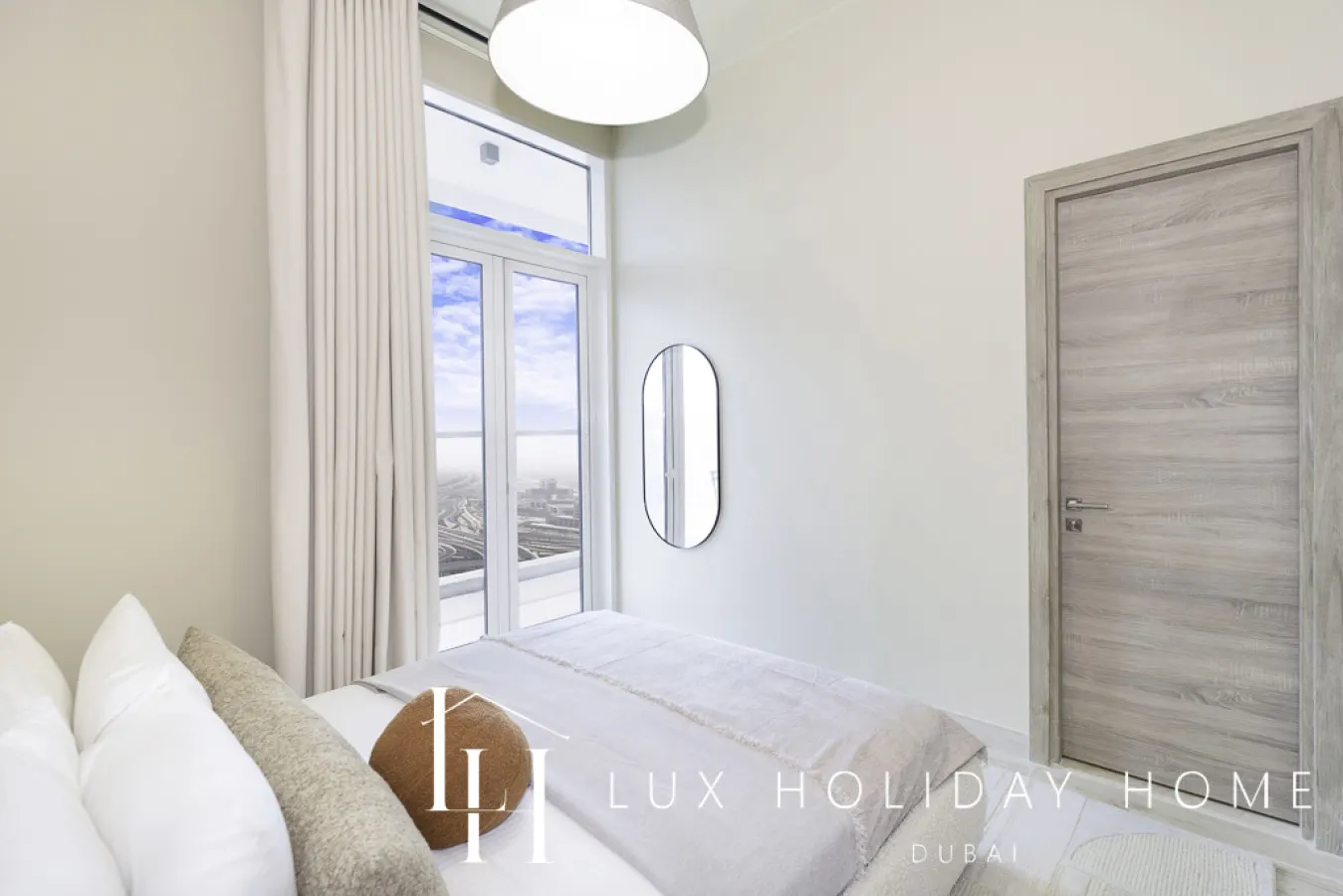 LUX The Ultimate Marina View Suite 12