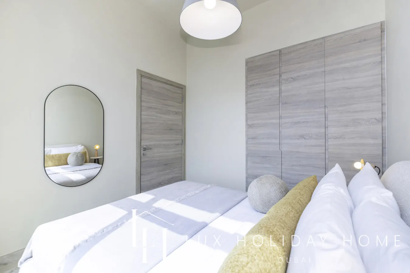 LUX The Ultimate Marina View Suite 18