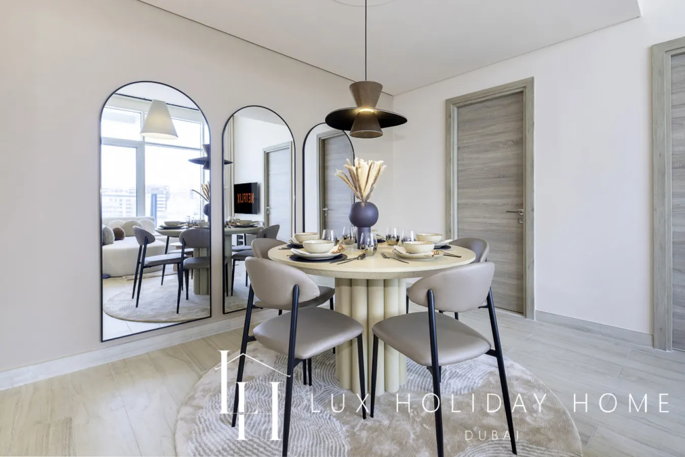 LUX The Ultimate Marina View Suite 8