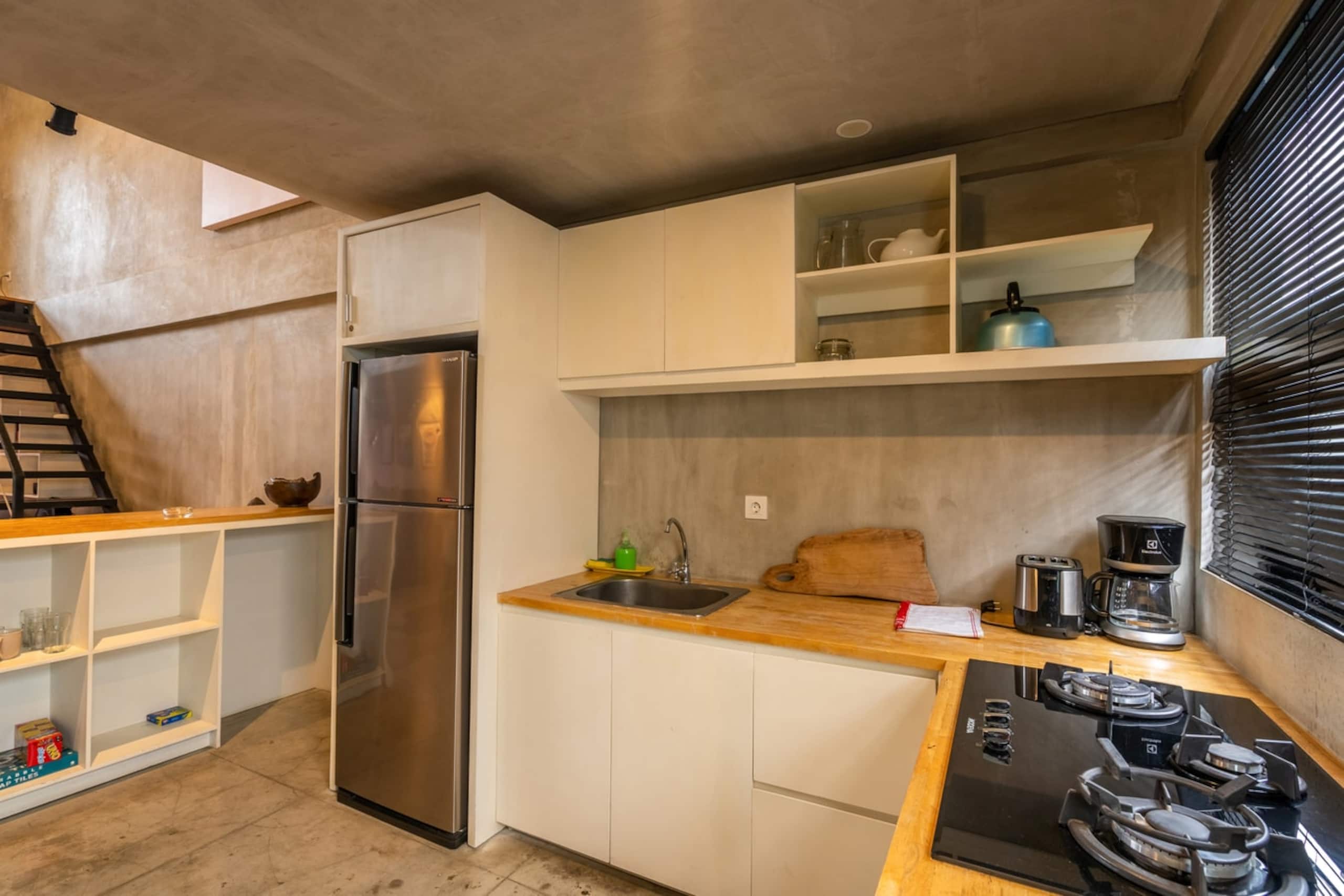 1BR Central Canggu Modern Loft – Shared Pool & BBQ - Apartments for Rent in Canggu, Bali, Indonesia 9