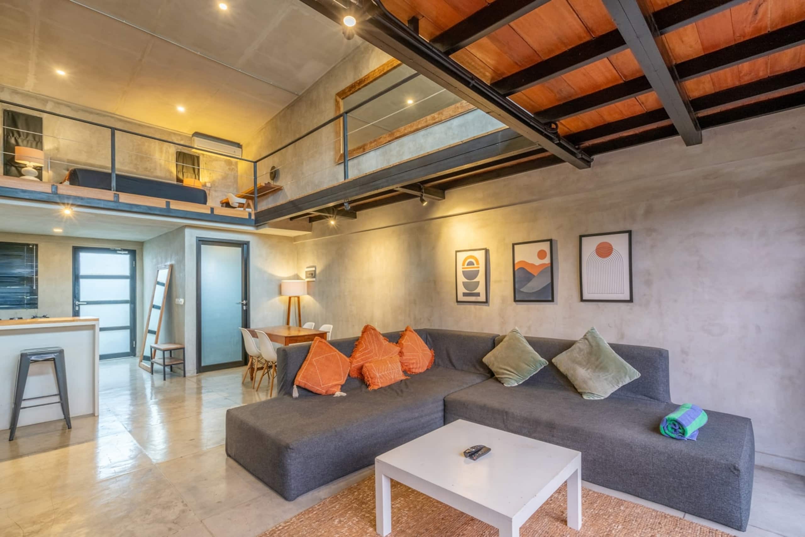 1BR Central Canggu Modern Loft – Shared Pool & BBQ - Apartments for Rent in Canggu, Bali, Indonesia — photo 5