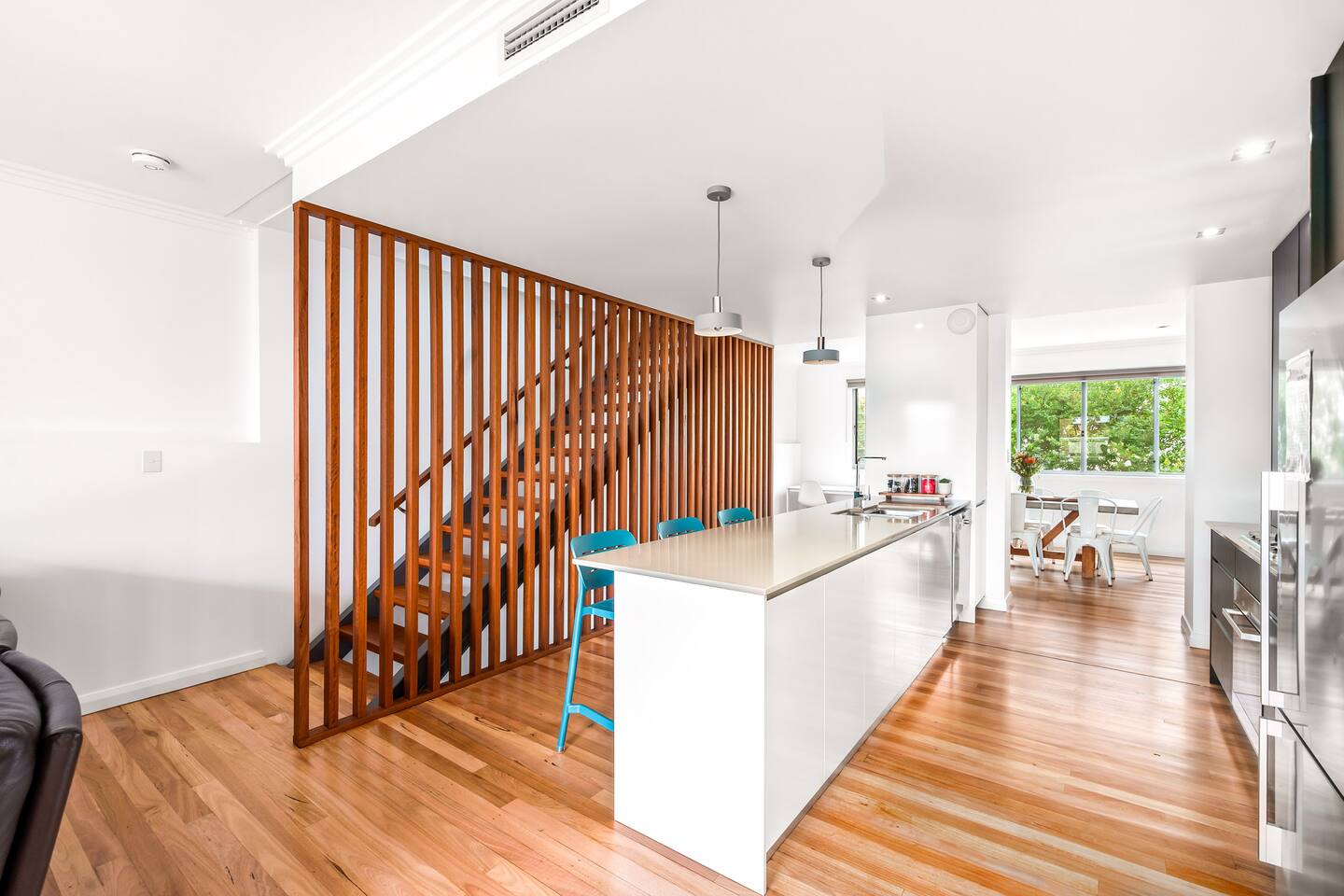 The Hawaii Harbour House - Ace Location - Parking — photo 3