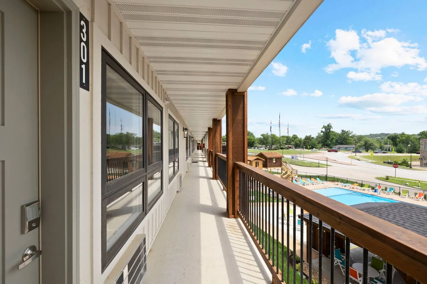 Roark Valley Resort A301 - Poolside 2 bedroom beauty 16