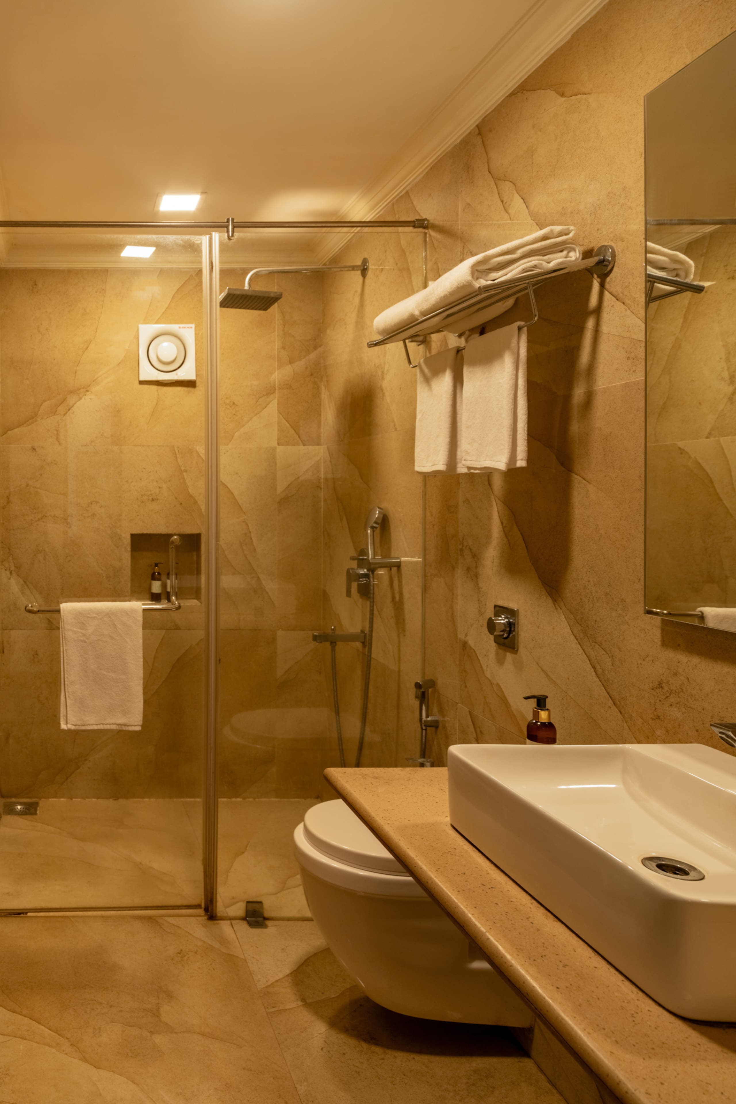 Stylish Bliss Villa – Sinquerim Beach Getaway — photo 5