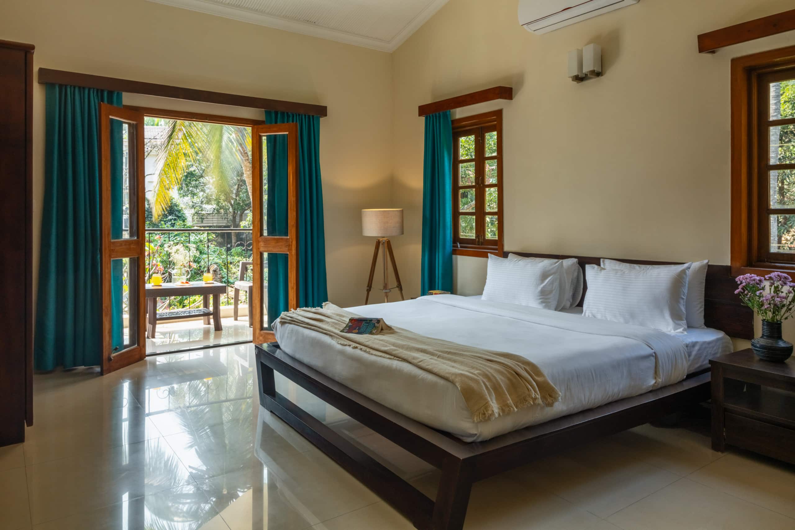 Stylish Bliss Villa – Sinquerim Beach Getaway — photo 4