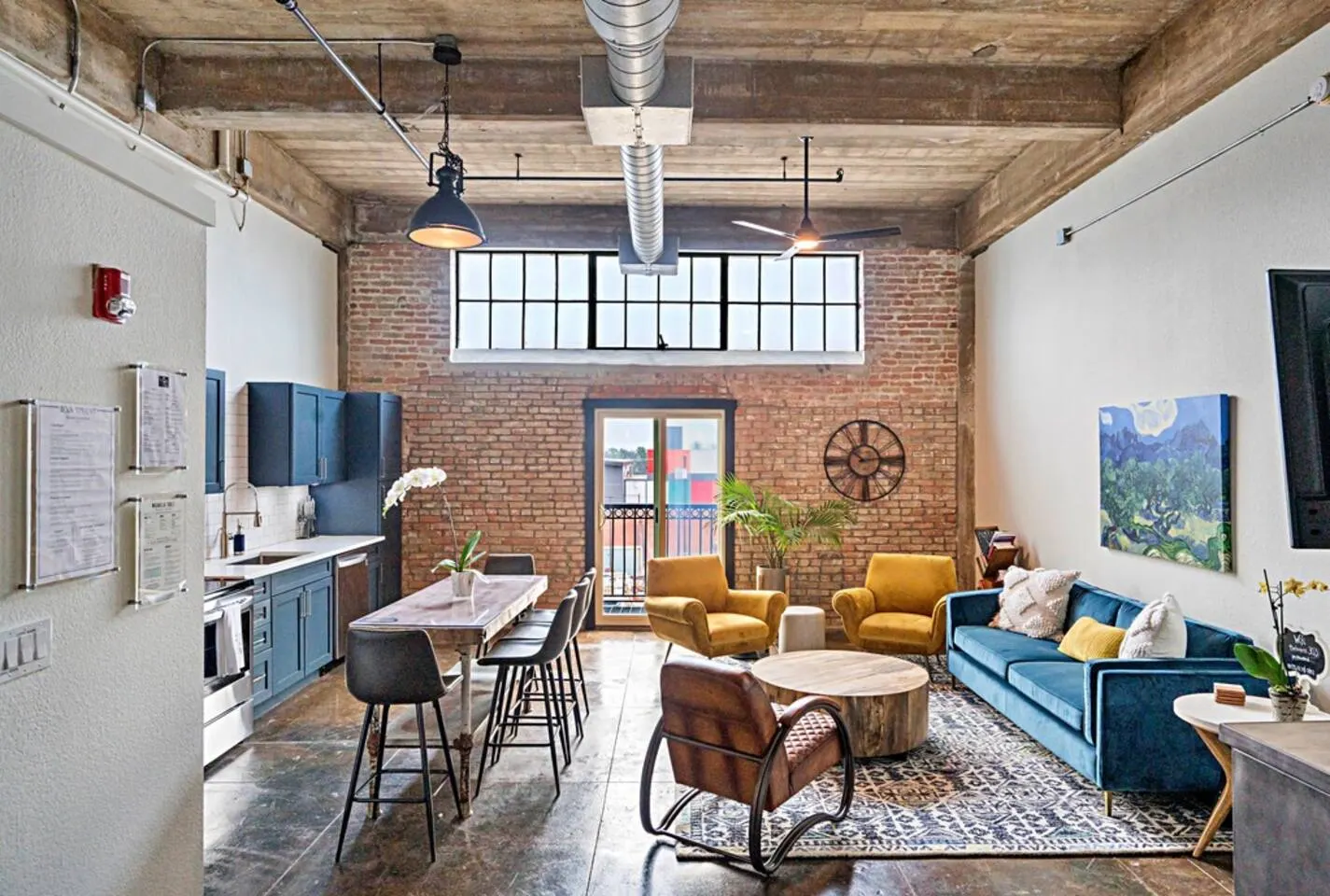 Modern Downtown Domicile - Walk To The Silos 7