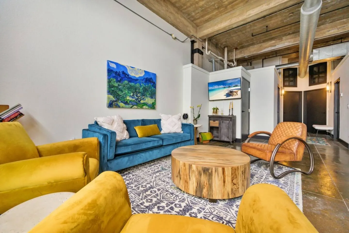 Modern Downtown Domicile - Walk To The Silos 8