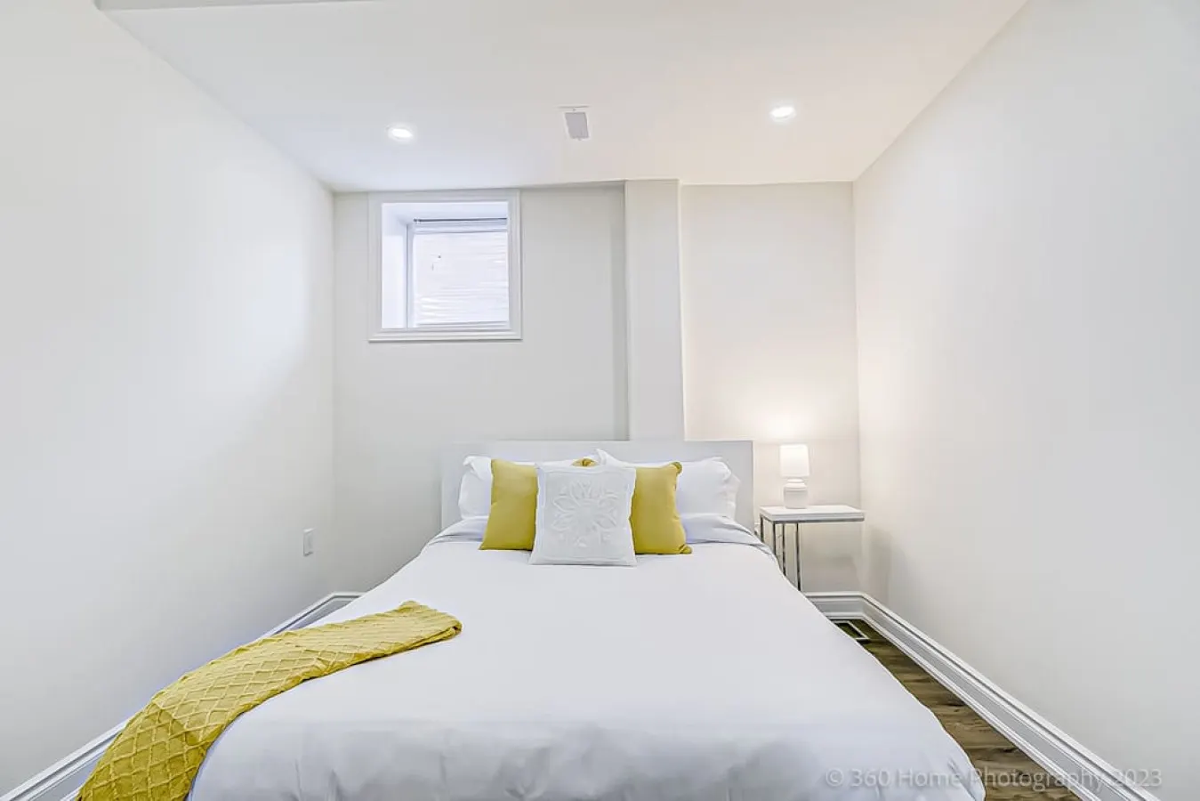 Spacious & Elegant 2BR Free Parking 12