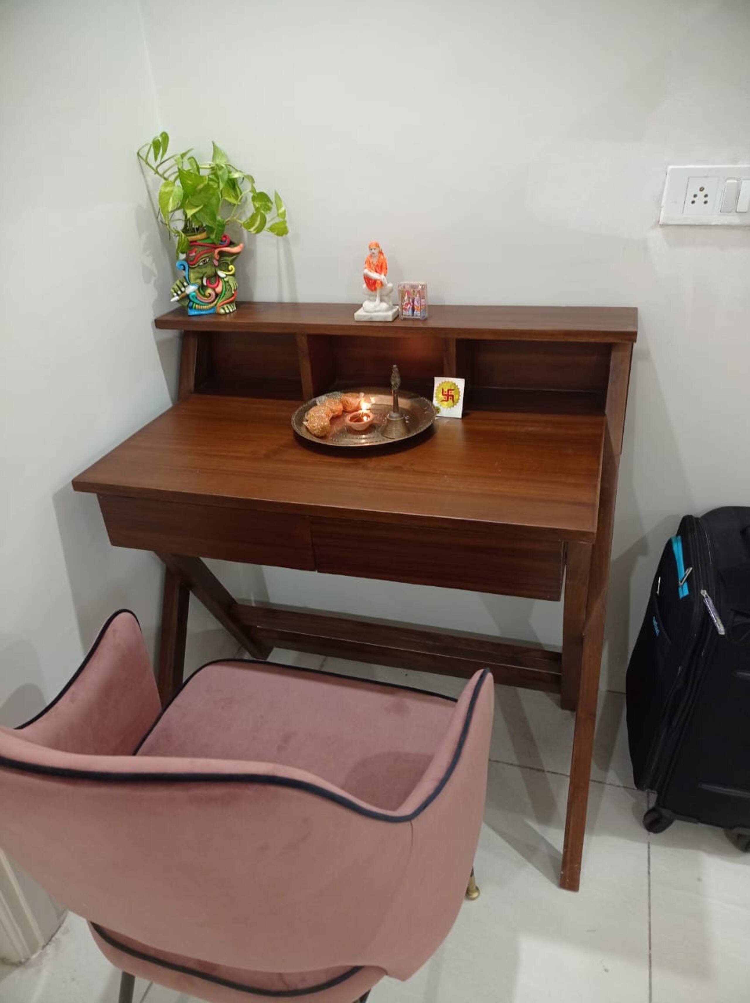 Solan Luxury Studios in Chester Hills Society 10