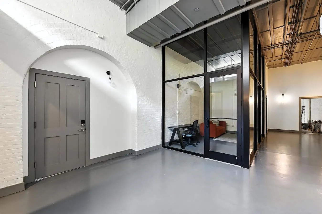 Luxury 4BR w Rooftop Deck on TQL Stadium & Wash Pk 7