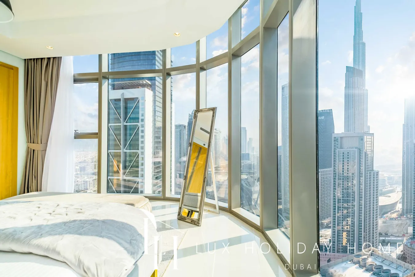 LUX Paramount Burj View Business Bay 4