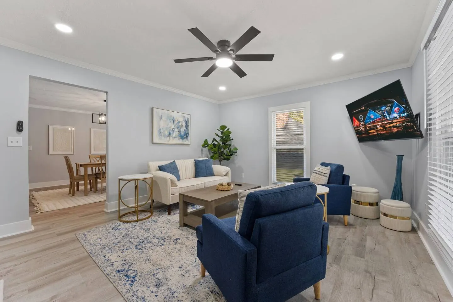 Spacious West End 6BR Duplex House