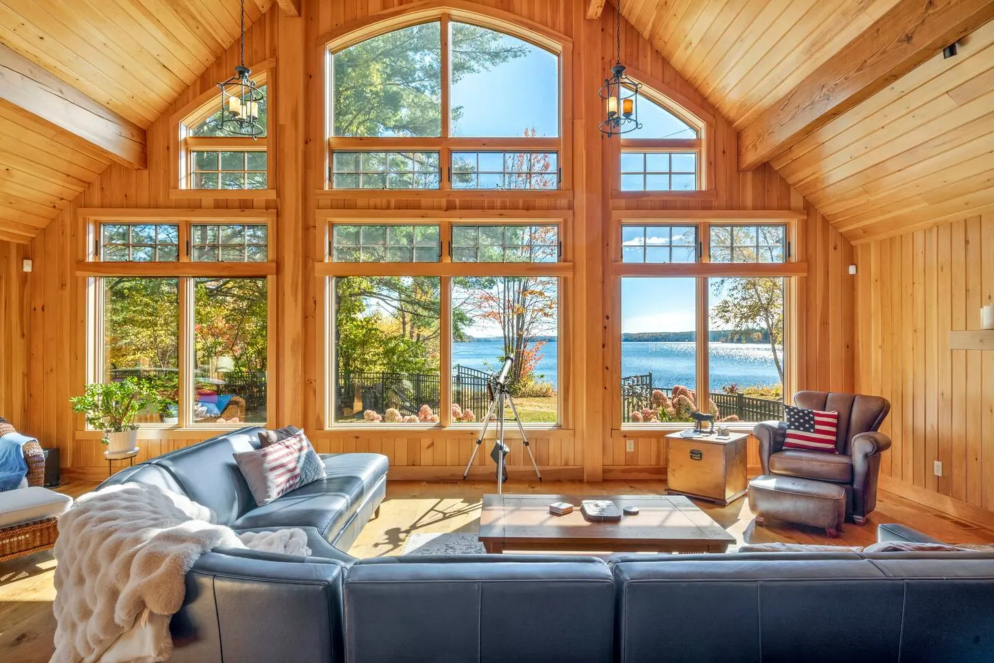Long Lake Luxury Hot Tub, Theater, Private Dock 15