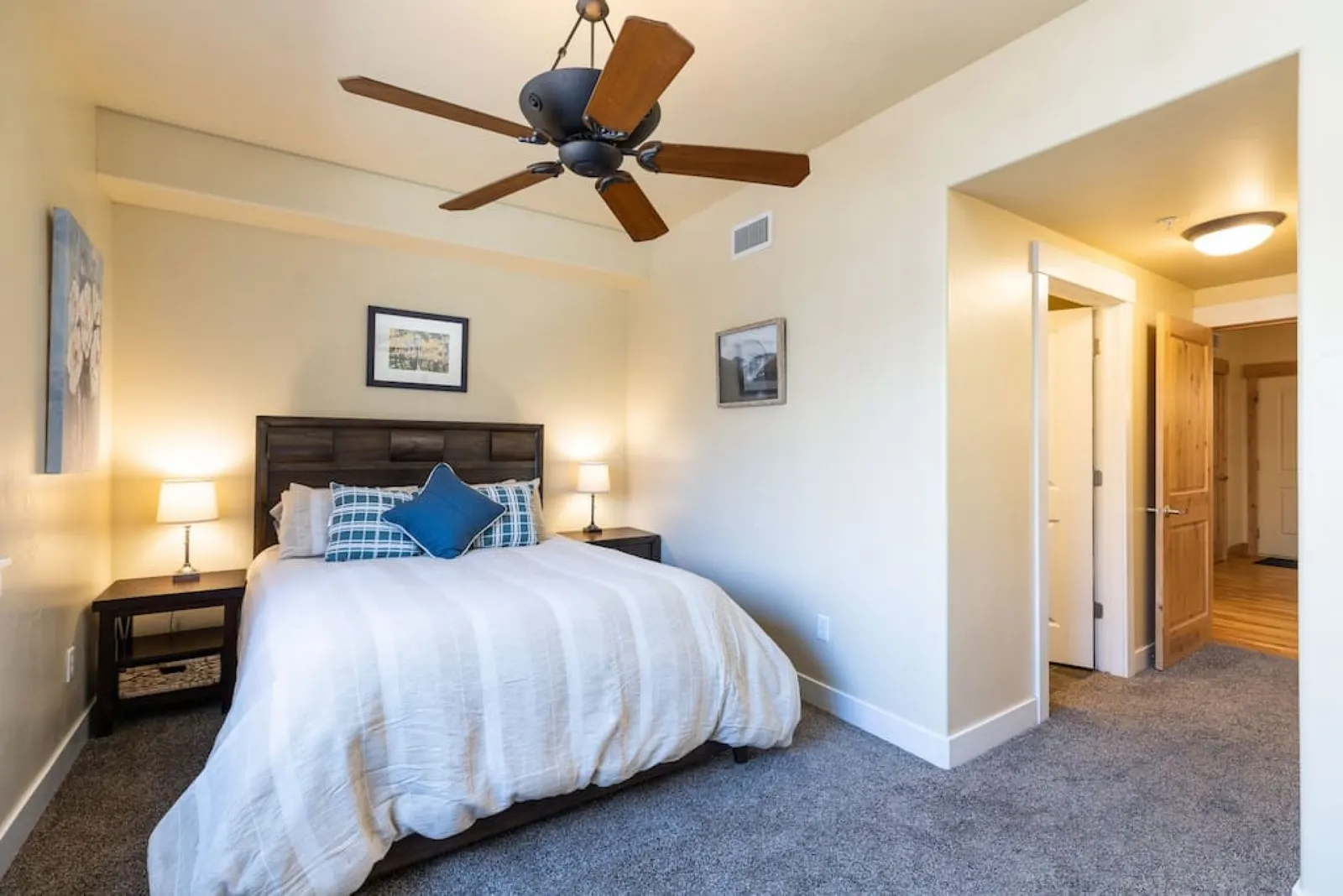 Skier's Dream-Beautifully Updated Park City condo w Hot Tub! 15