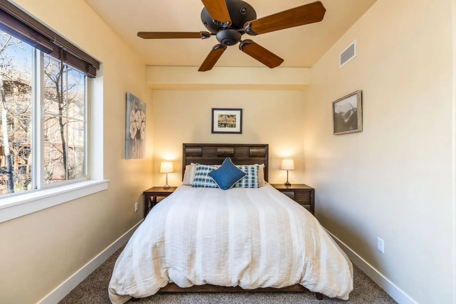 Skier's Dream-Beautifully Updated Park City condo w Hot Tub! 17