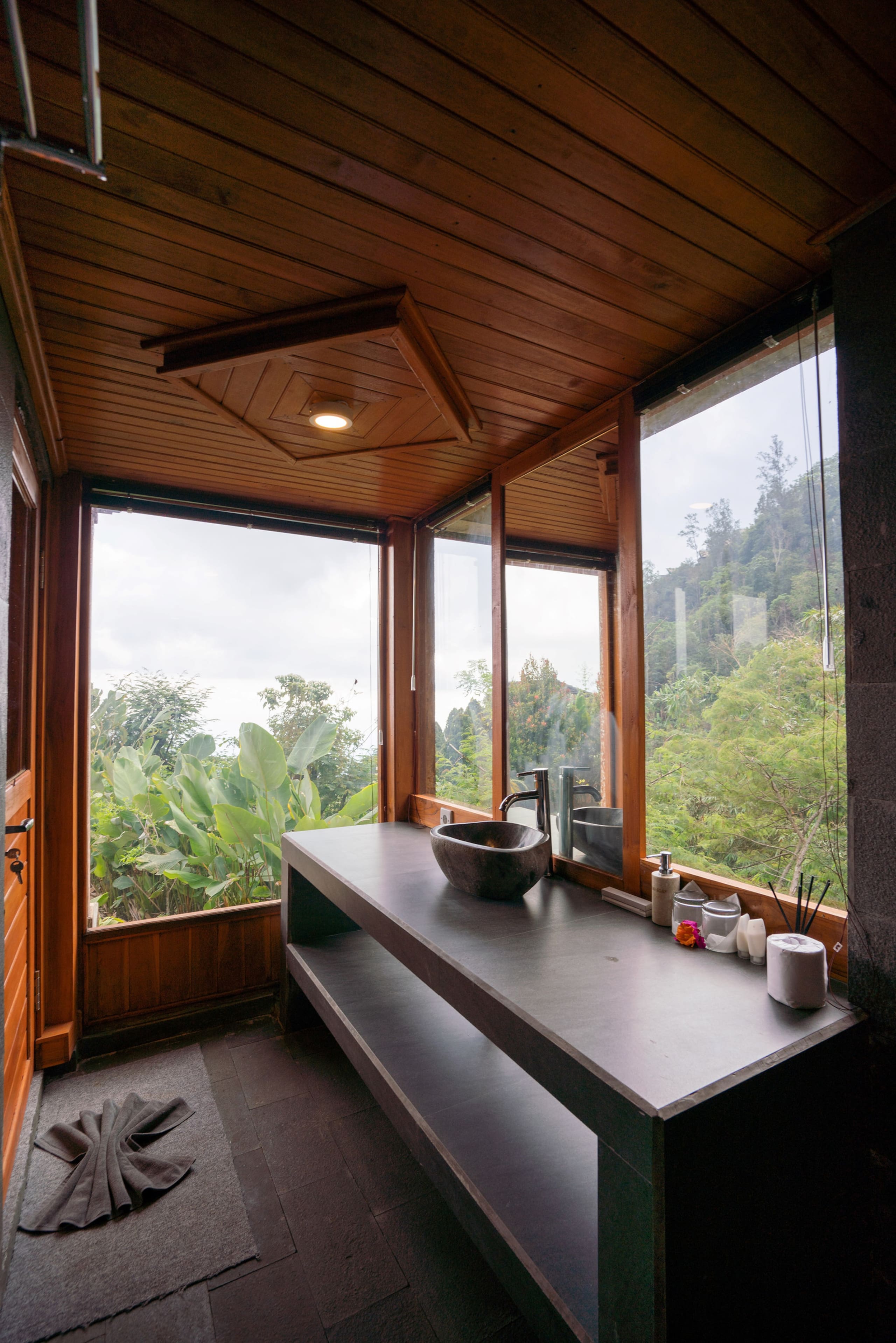 Studio Double Mountain View at Munduk Menir Villas 6