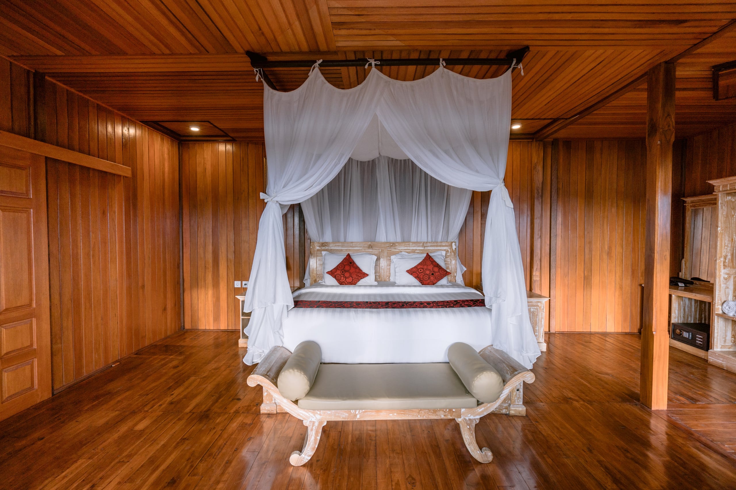 Studio Double Mountain View at Munduk Menir Villas — photo 3