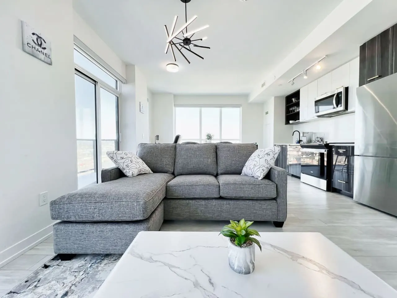 The Viewpoint - Balcony| Free Parking