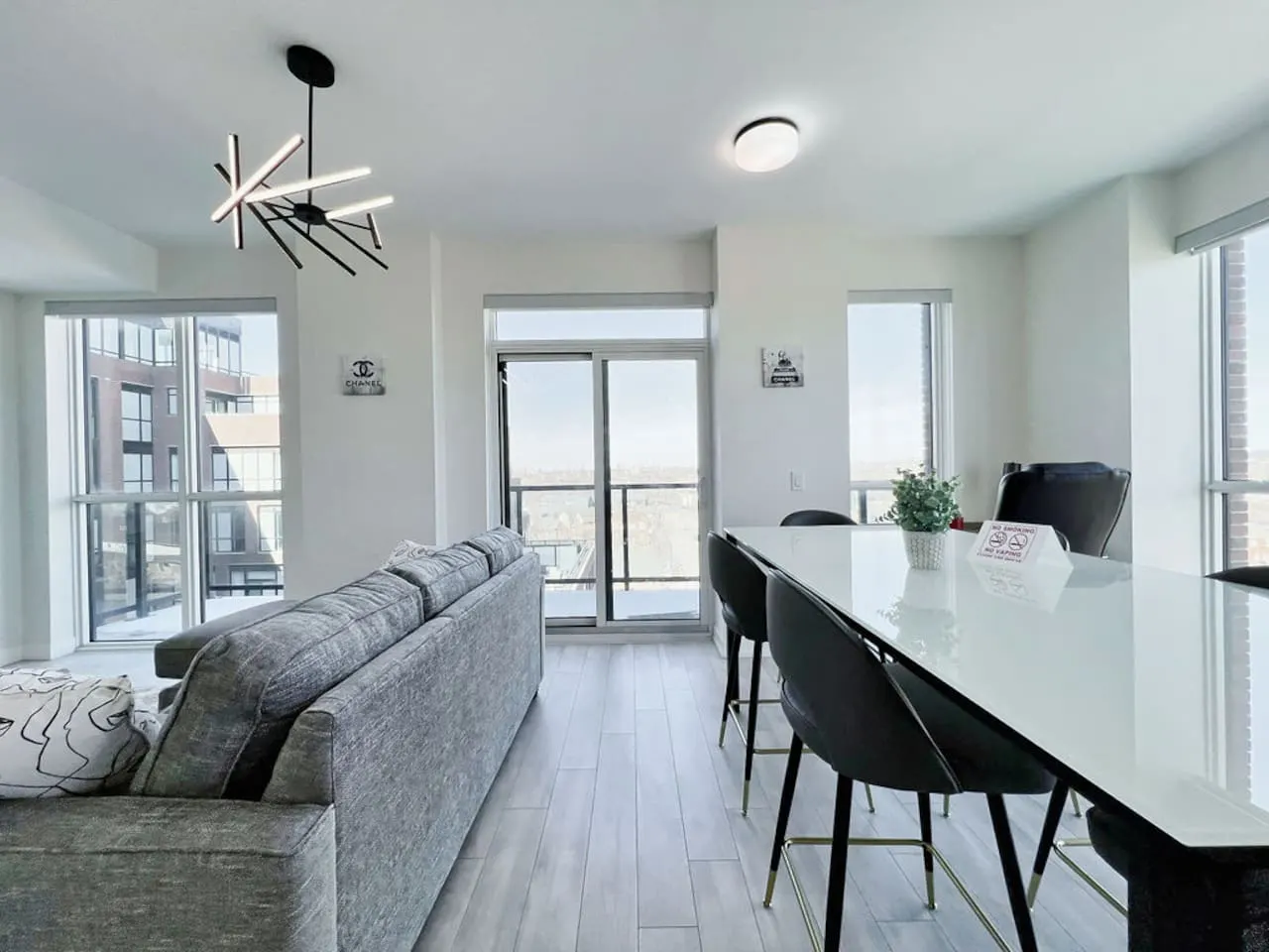 The Viewpoint - Balcony Free Parking 11