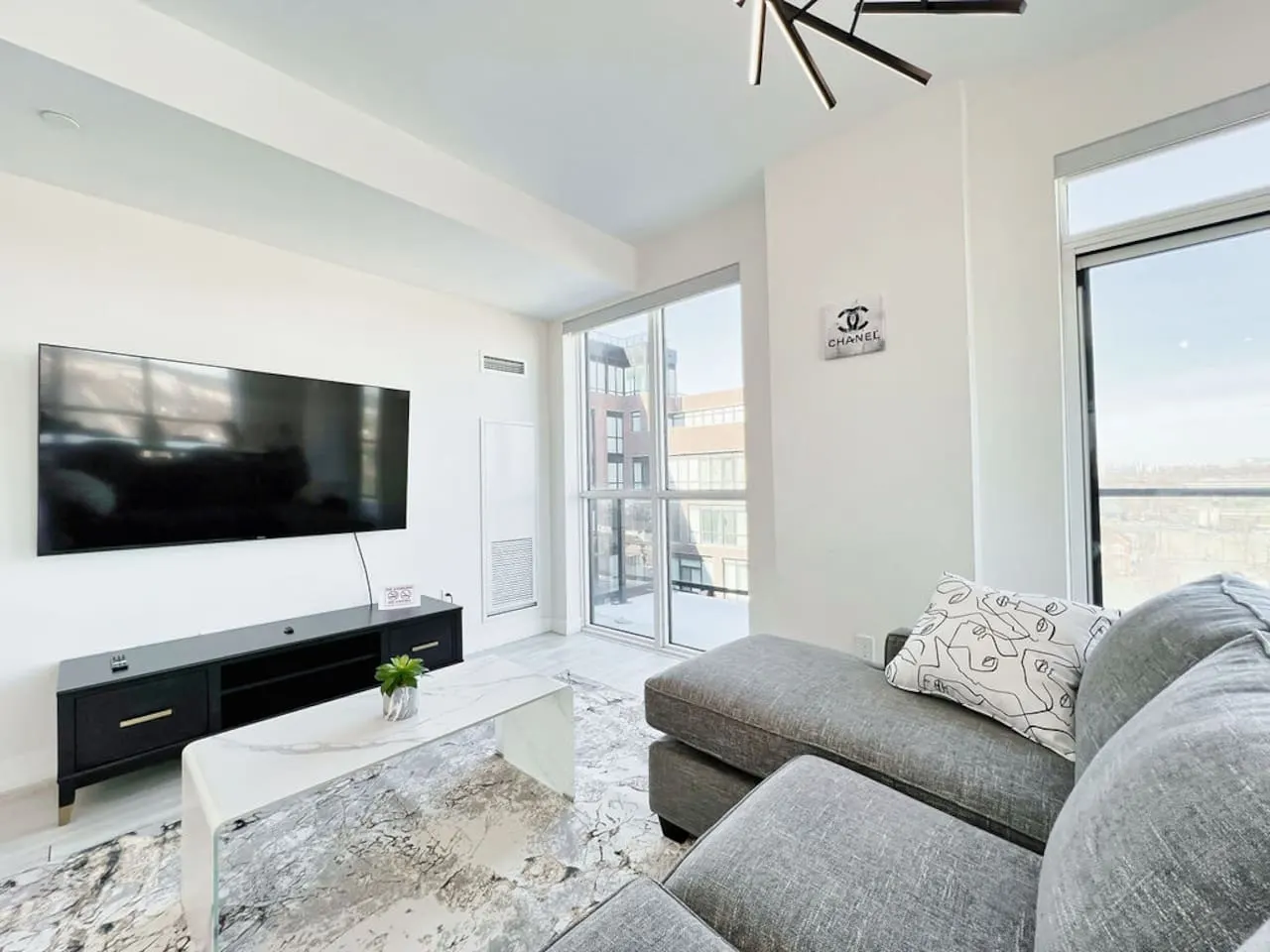 The Viewpoint - Balcony Free Parking 19