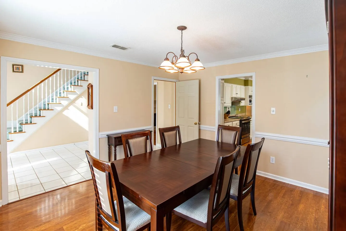 3 Bedroom 2.5 Bath Fenced Backyard 16