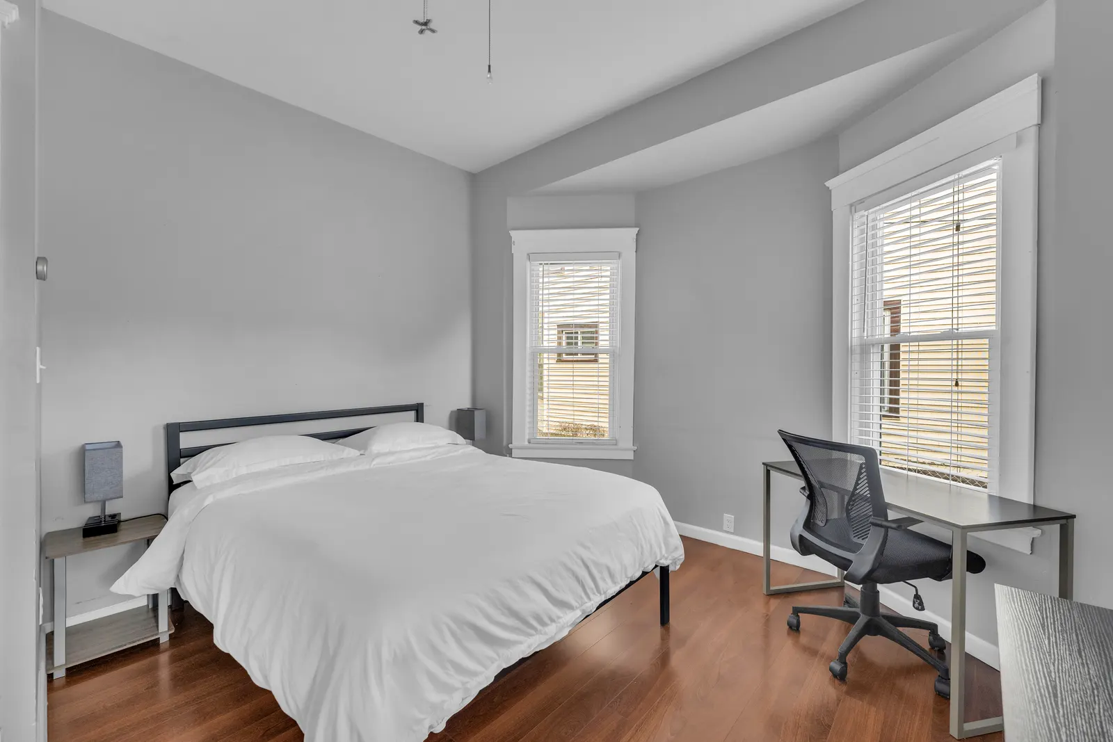 The Uno Room first floor 10 min d-town 15 airport - Double Room 5