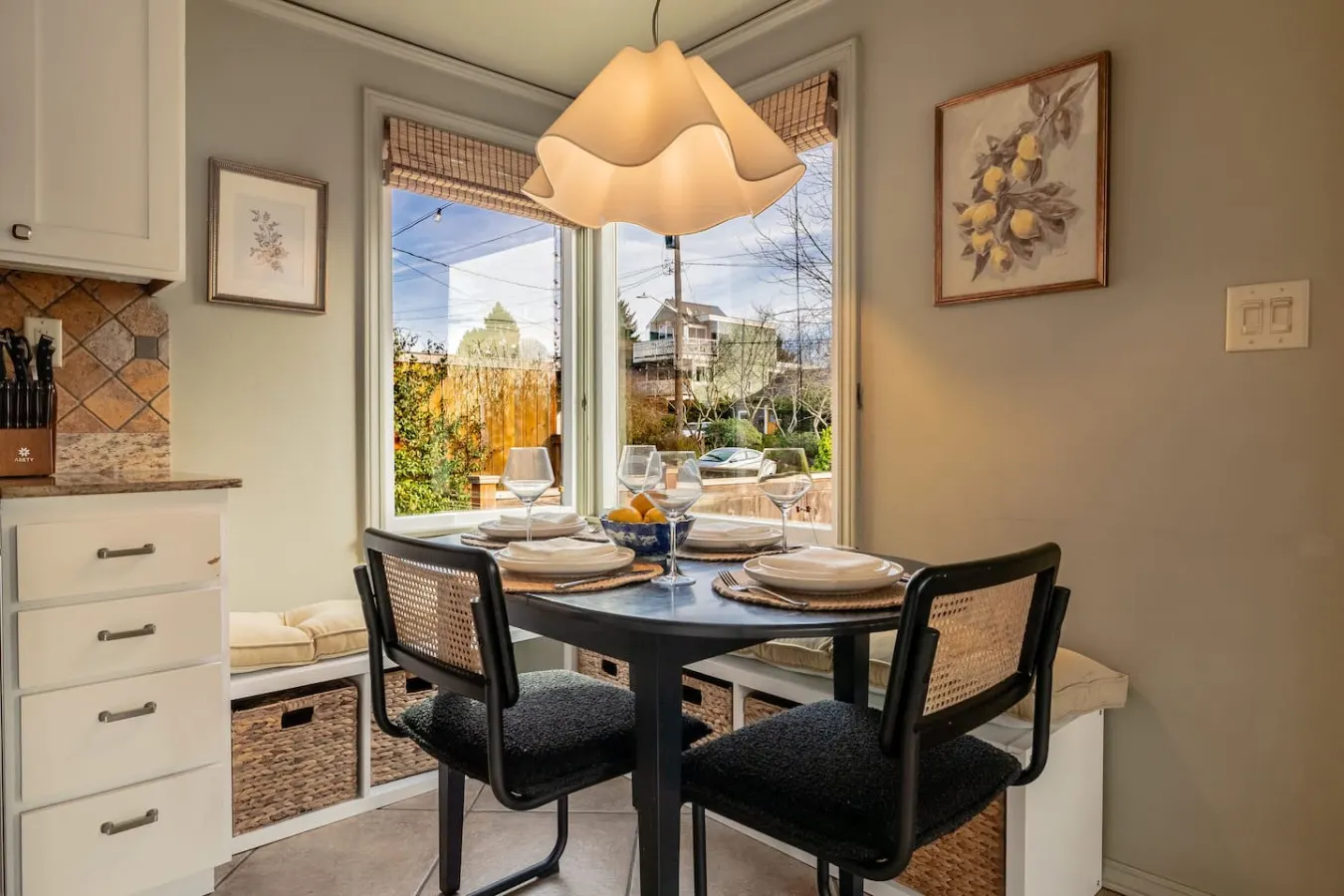 The Ballard Vista Sleeps 6 + Patio & Fire Pit 15