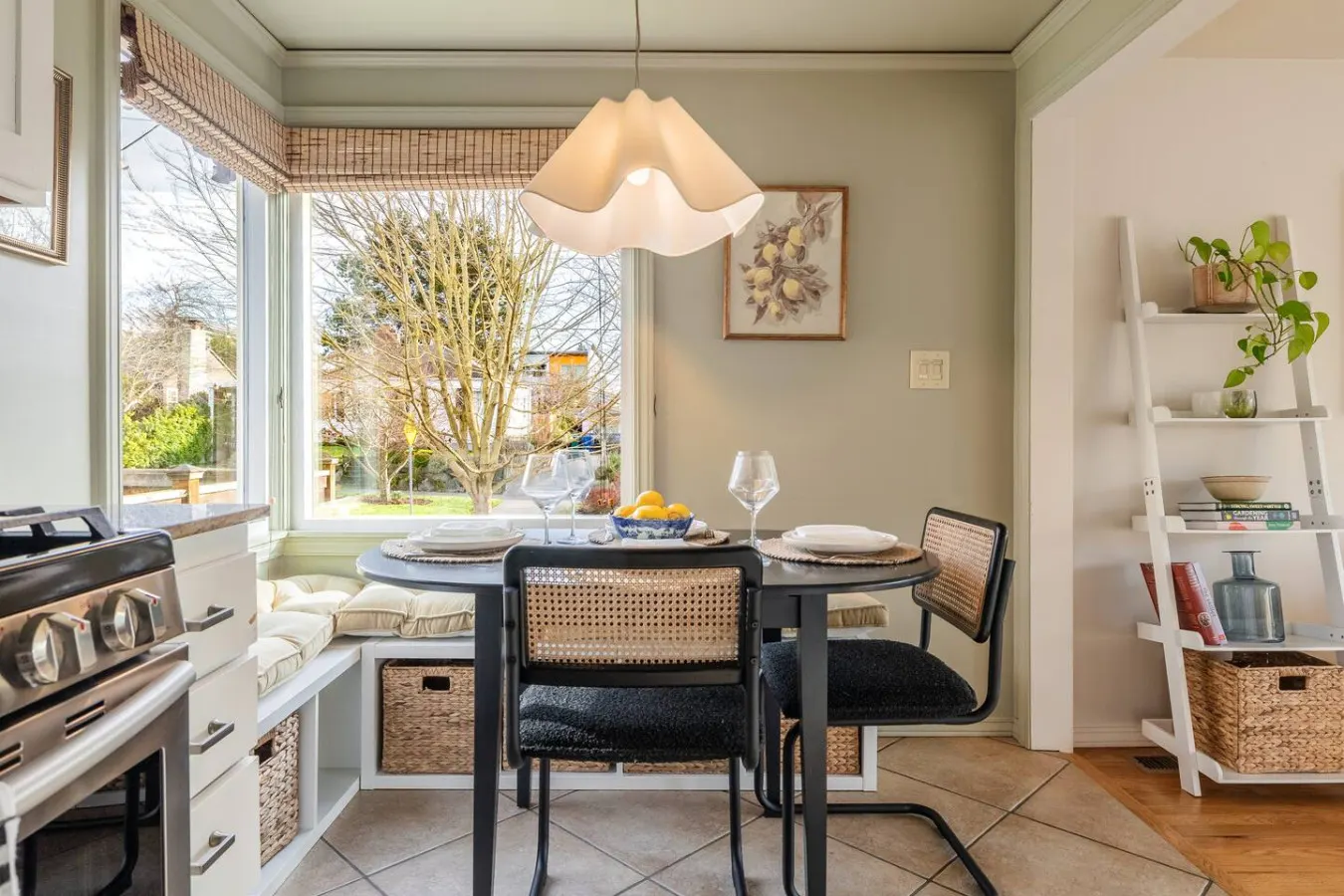 The Ballard Vista | Sleeps 6 + Patio & Fire Pit — photo 3