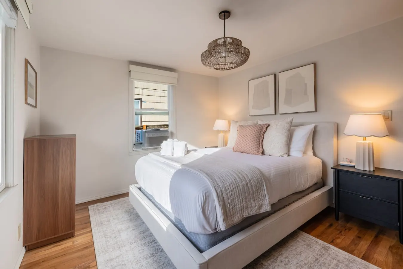 The Ballard Vista | Sleeps 6 + Patio & Fire Pit — photo 4