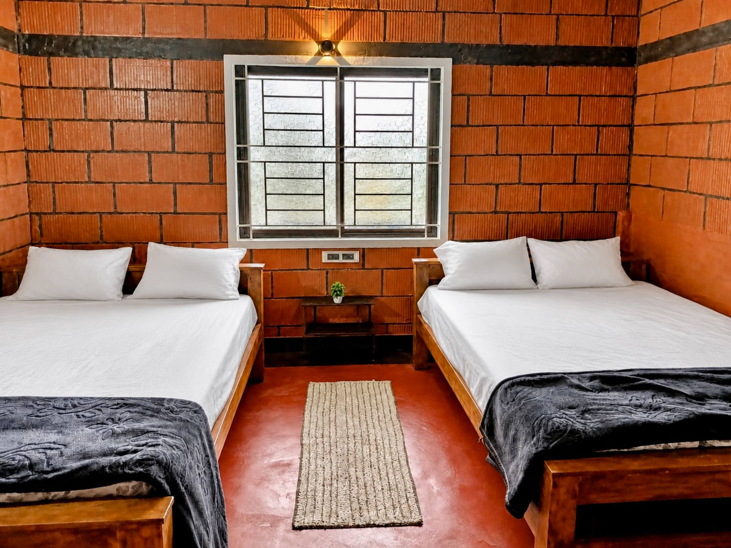 Red Bricks Abode — photo 4