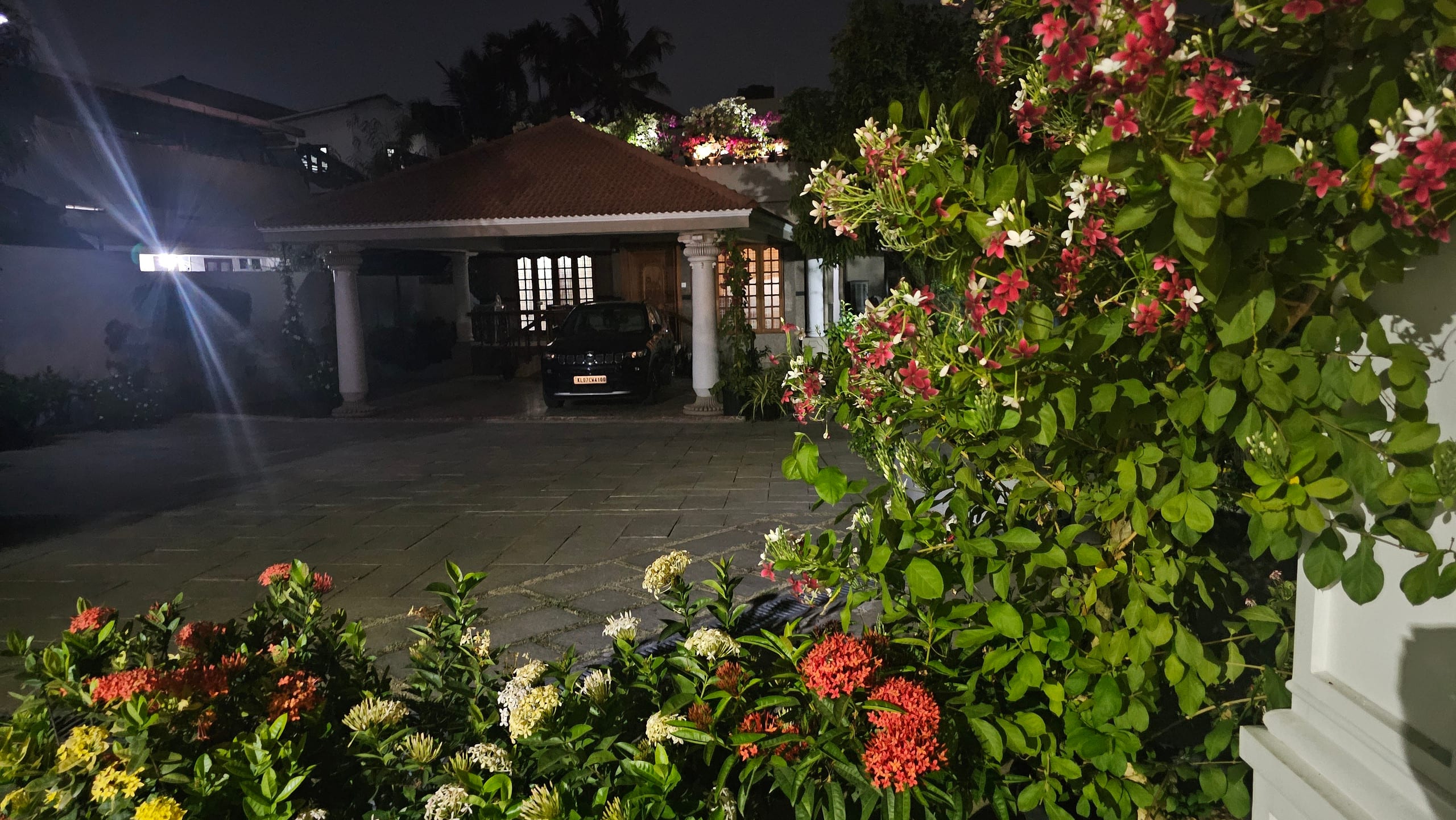 VILLA 709: Luxurious villa near Metro station. 18