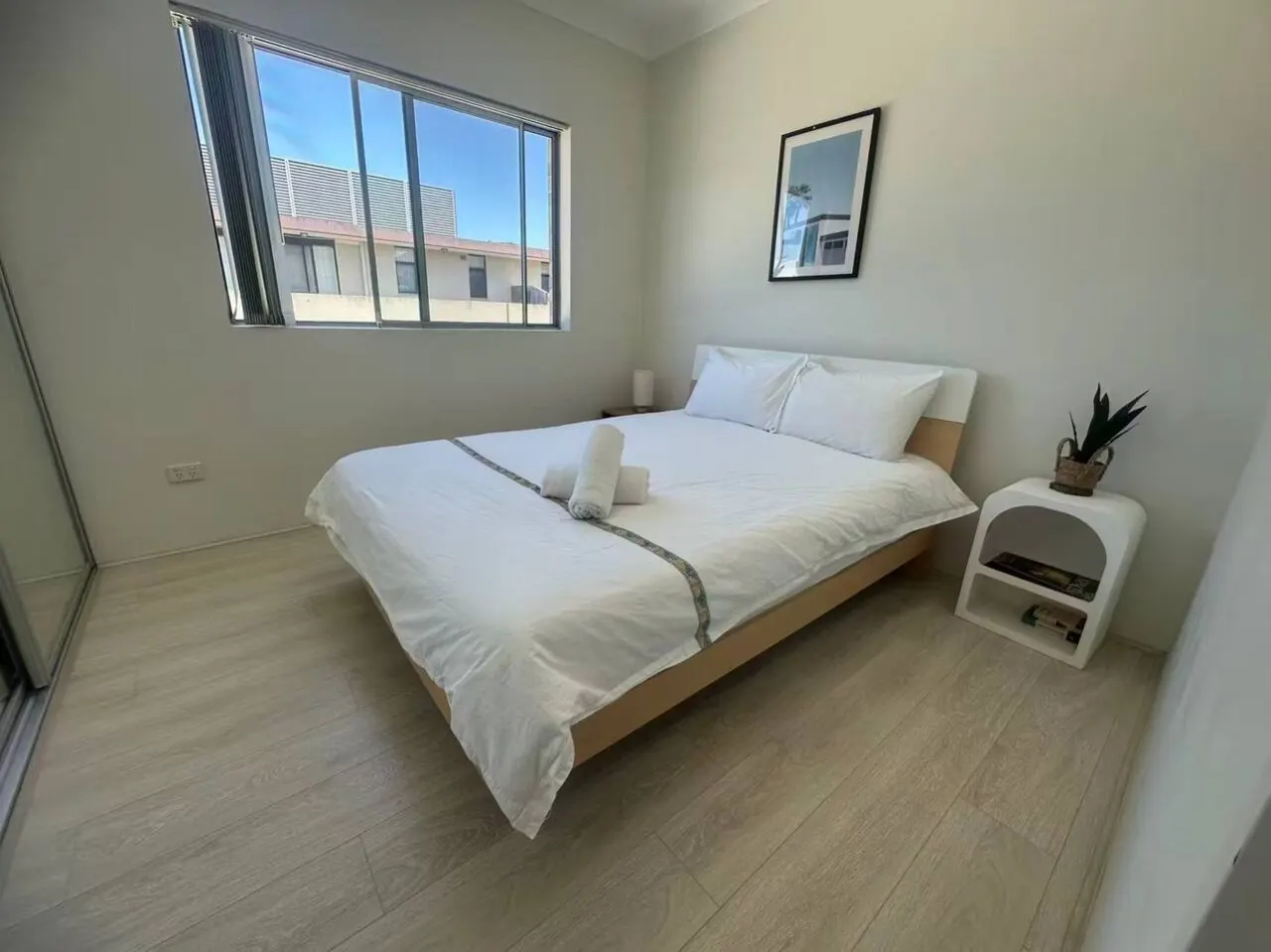 Spacious 3BR Apartment in Ryde 6