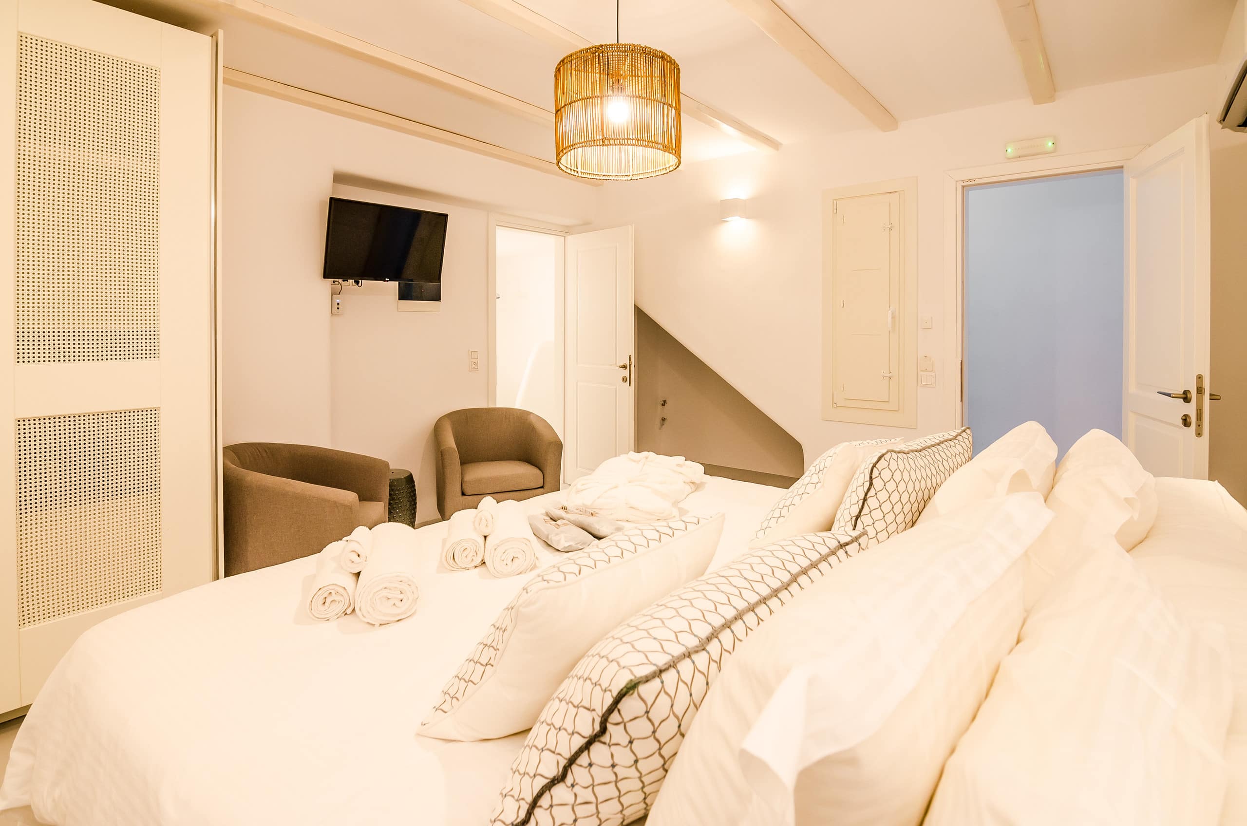 Villa Paradise - Private Pool & Panoramic Sea View 10