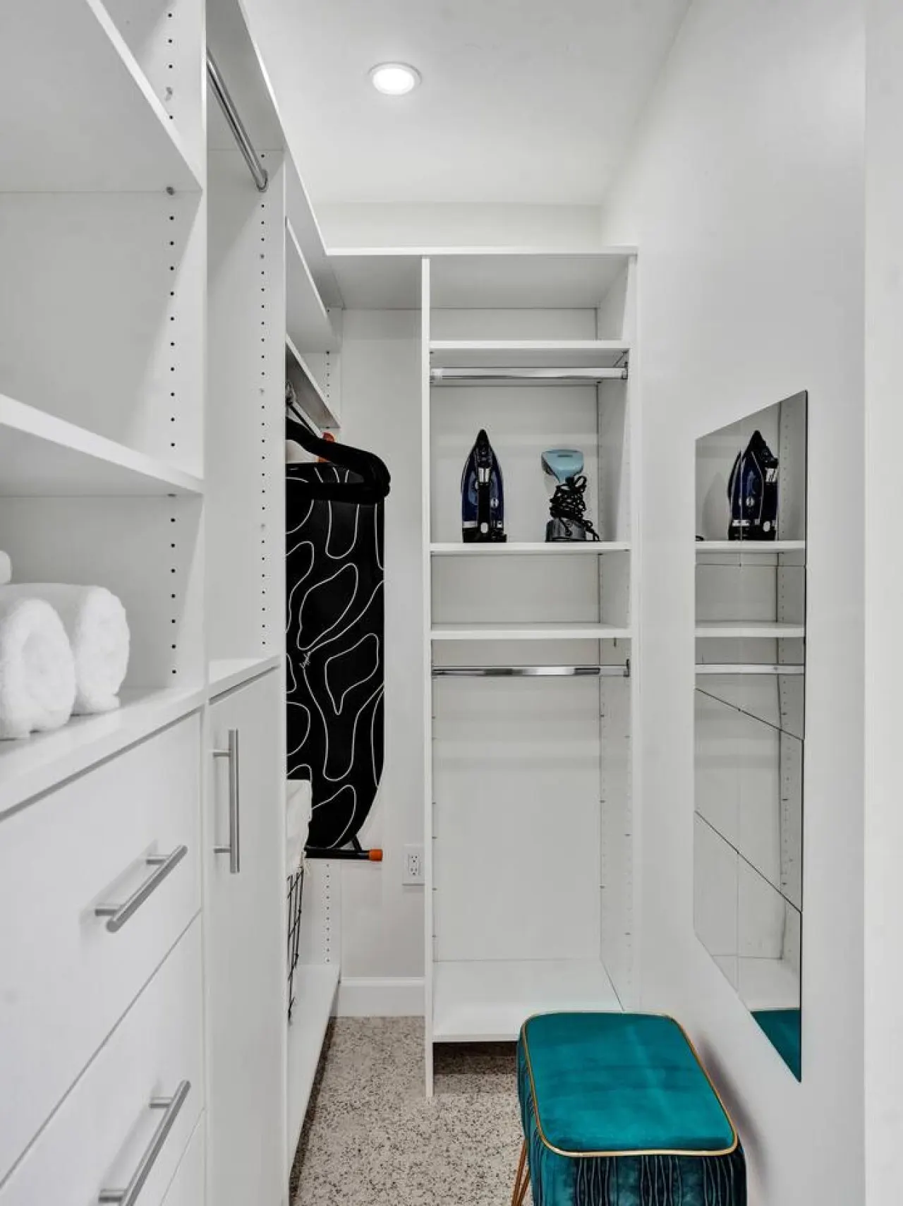 Monthly - 1228 Stylish 2BR 15