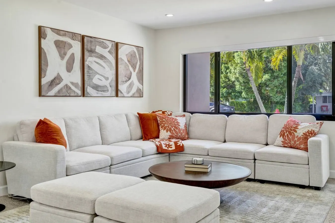 Monthly - 1228 Stylish 2BR 7