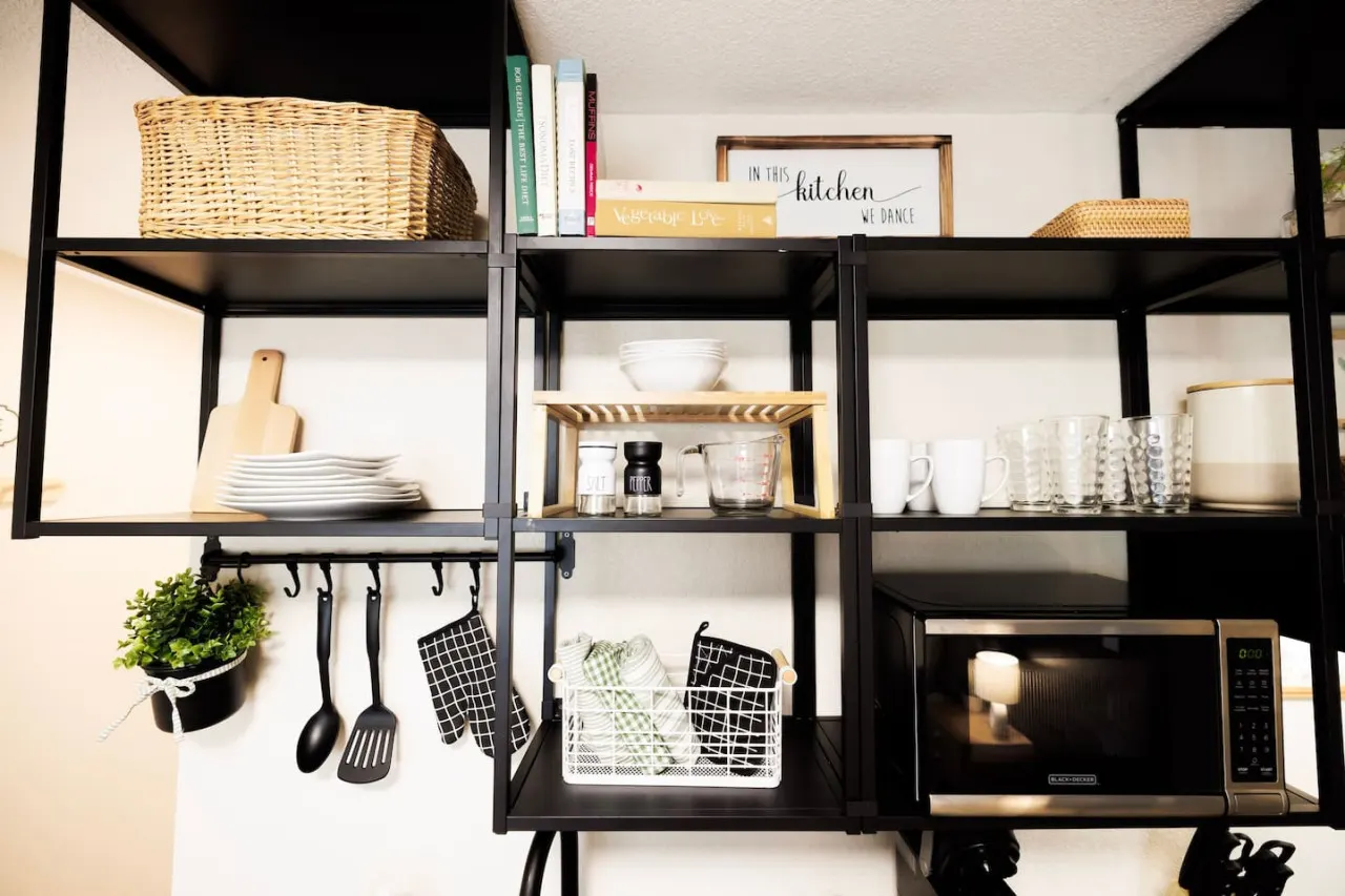 Modern Studio & Kitchenette in Greenwood Village 13