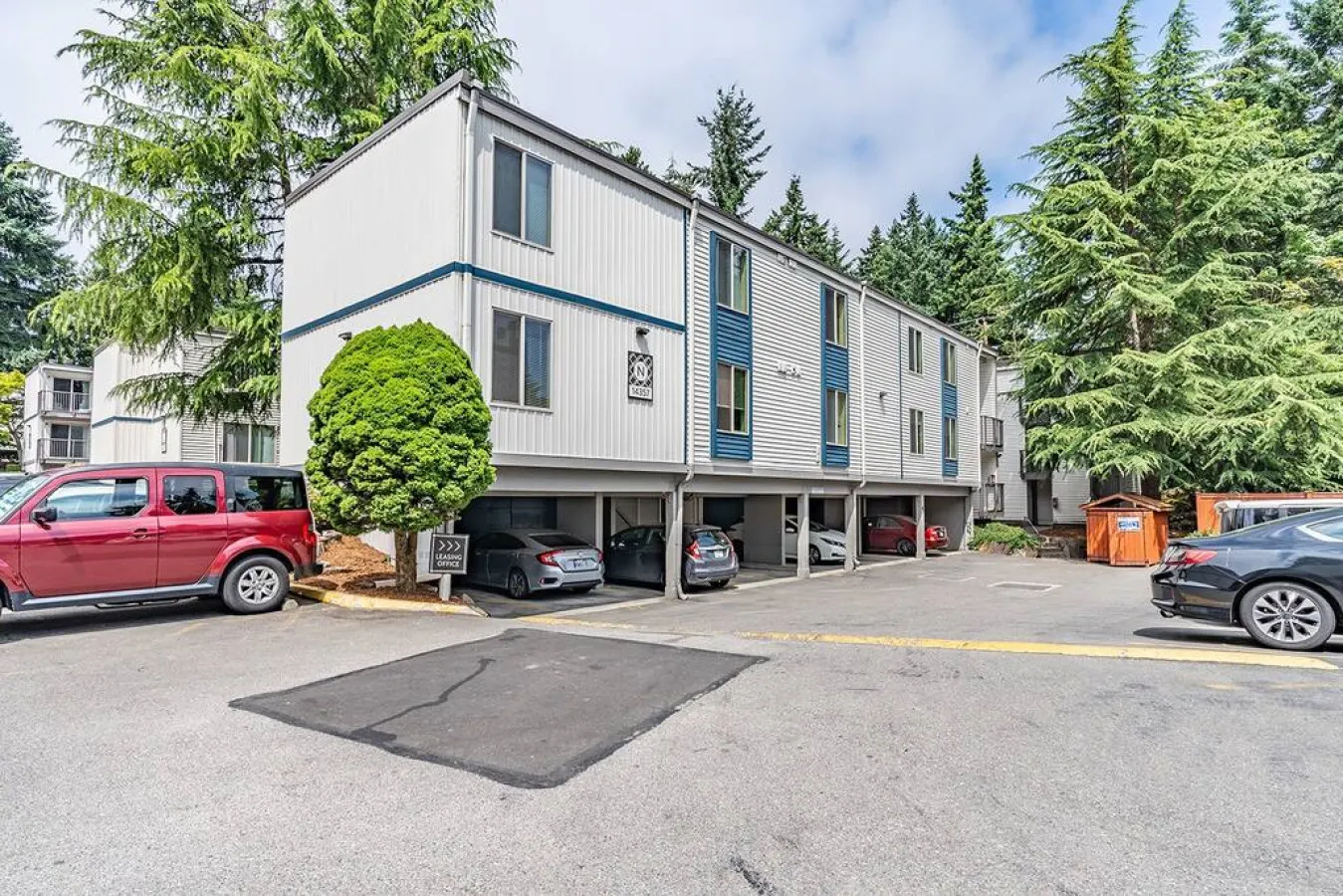 Centrally located 1 bedroom 15