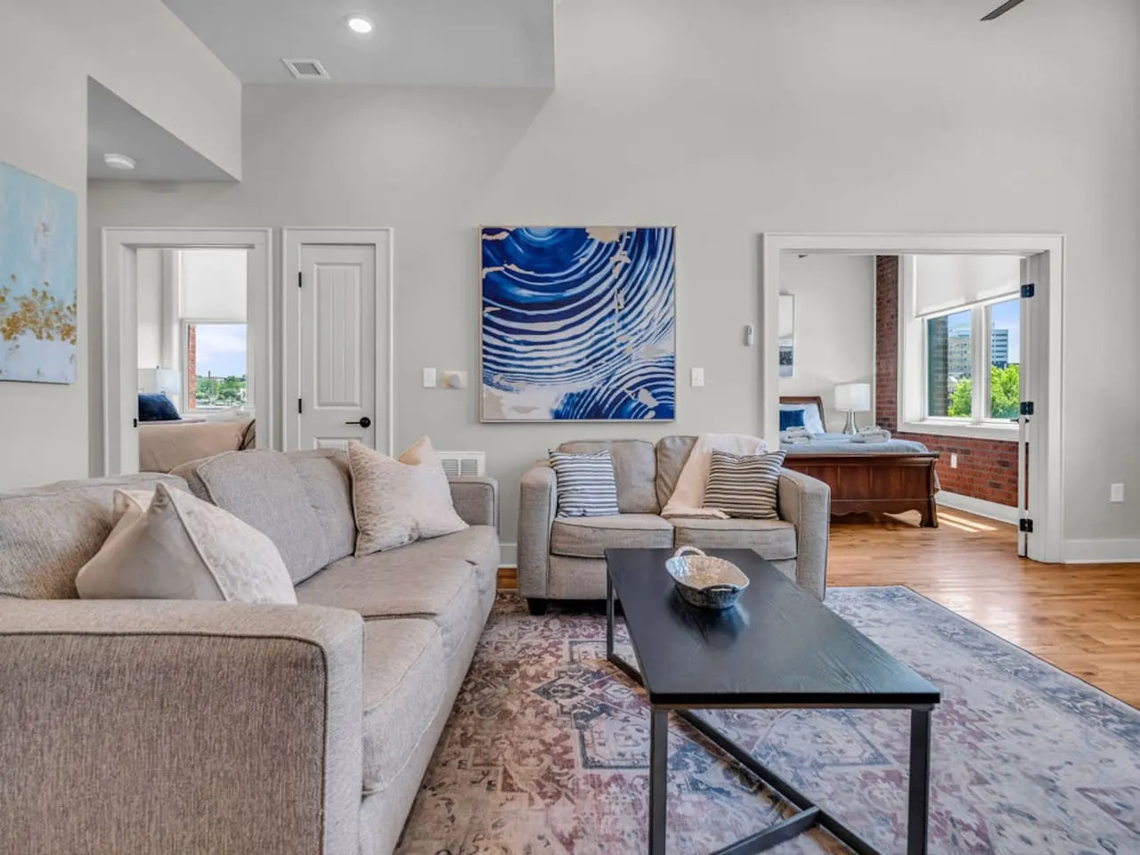 Luxury Corner Condo ~ Walk to Old City 7