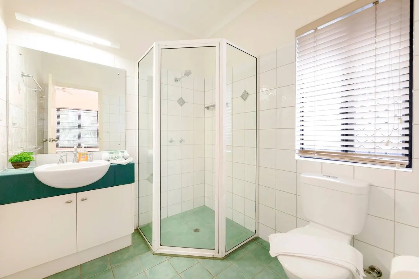 Zenhouse: Cityside Family House ~ Pool ~ Markets 19