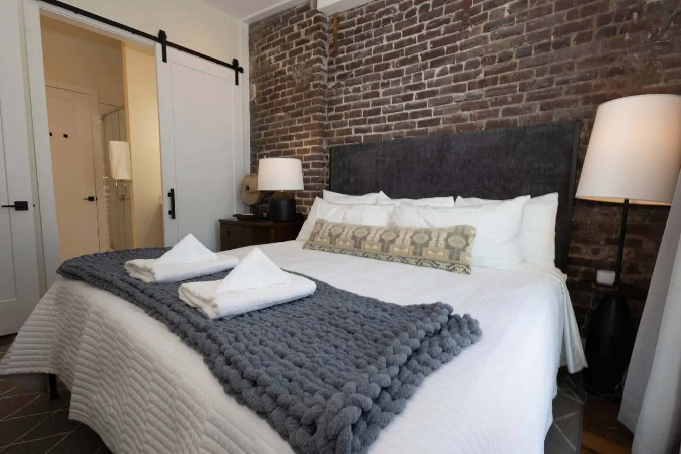 Stylish Loft on Gay Street~ Free Parking+Walkable 19