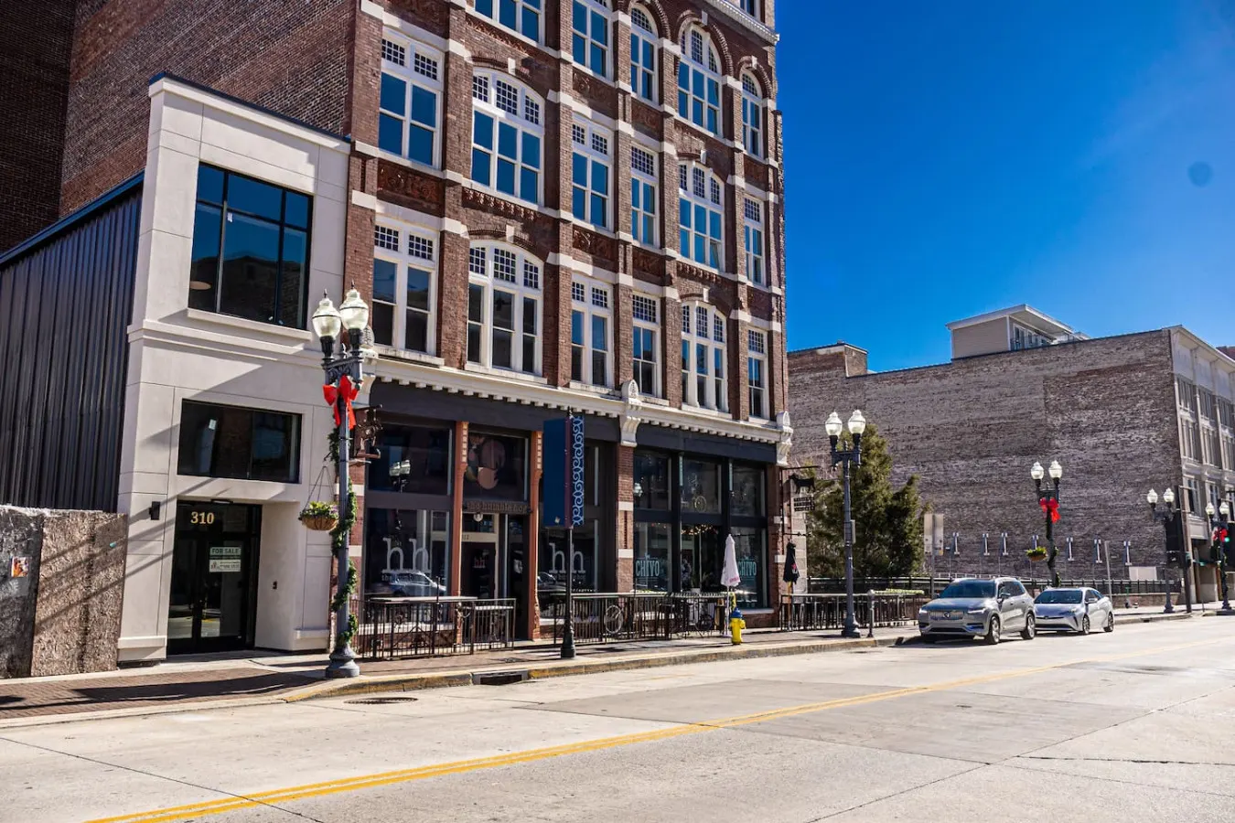 Stylish Loft on Gay Street~ Free Parking+Walkable — photo 3