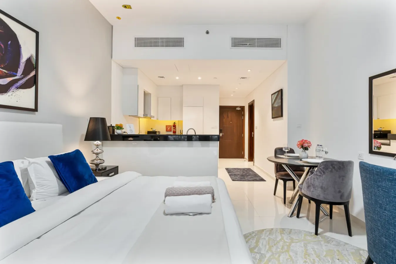 Modern & Cozy Studio Golf Course Community 13